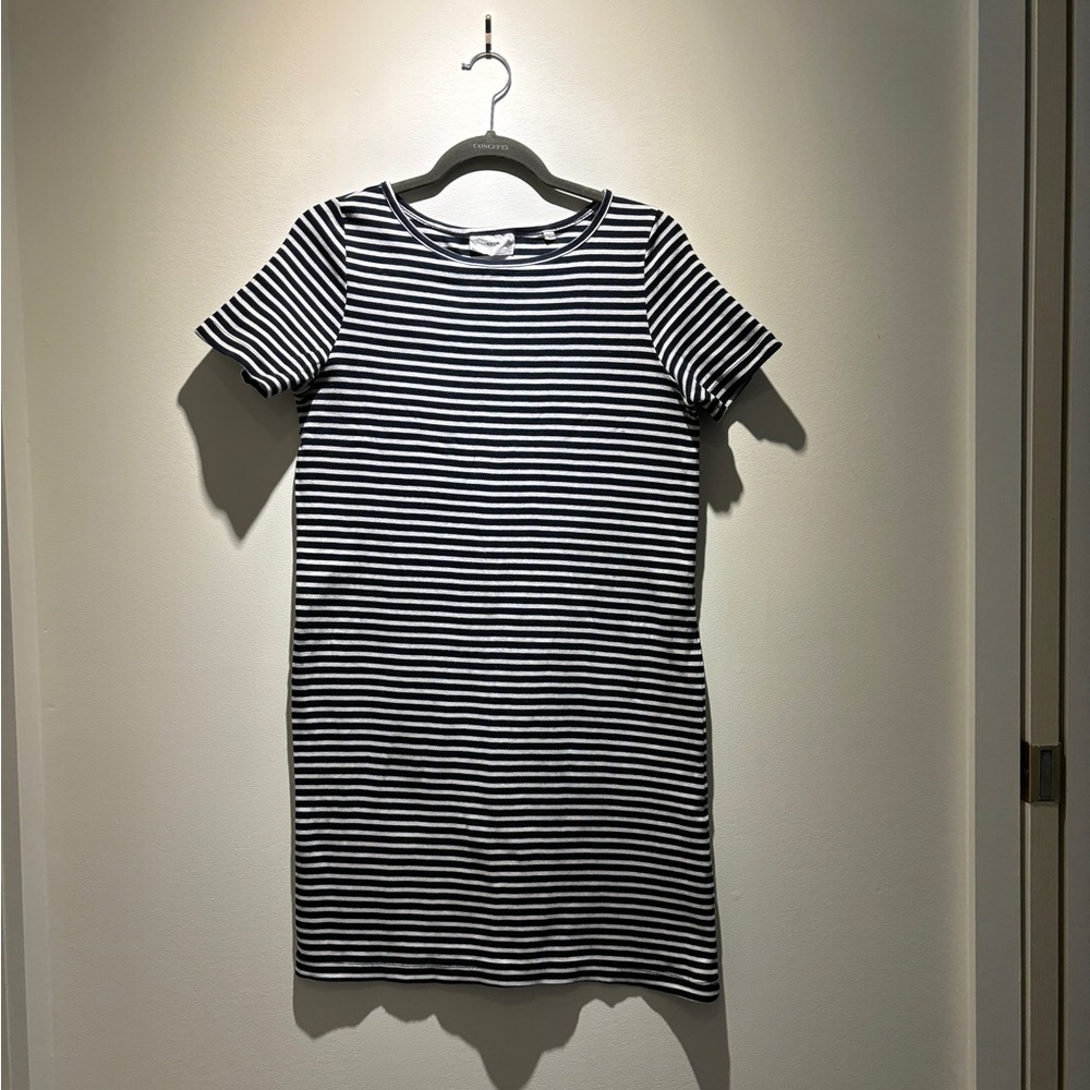 Kotn Boat Neck T-shirt dress in French Stripe, size large
